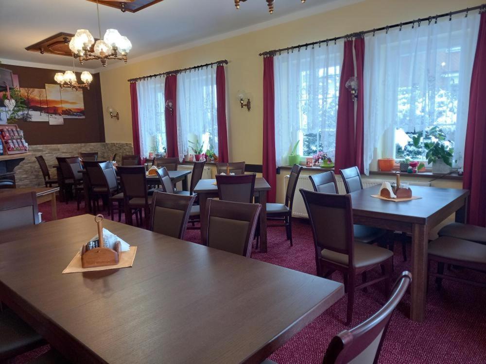 Pension Svycarsky Dum Spindleruv Mlyn Exterior foto